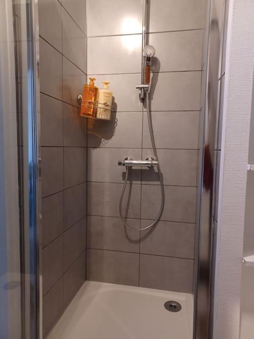 Apartmán Le Citadin Aeroport Beauvais Paris Exteriér fotografie