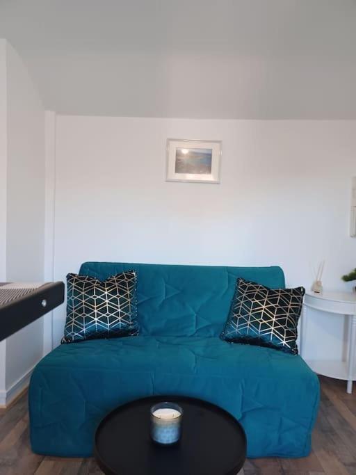 Apartmán Le Citadin Aeroport Beauvais Paris Exteriér fotografie